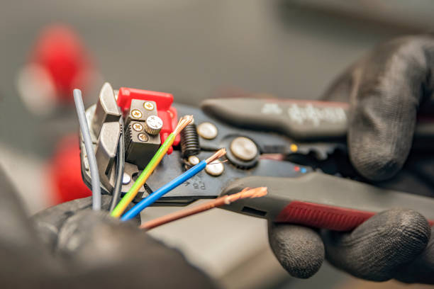 Best Ceiling Fan Installation Electrician  in Mbrian Park, CA